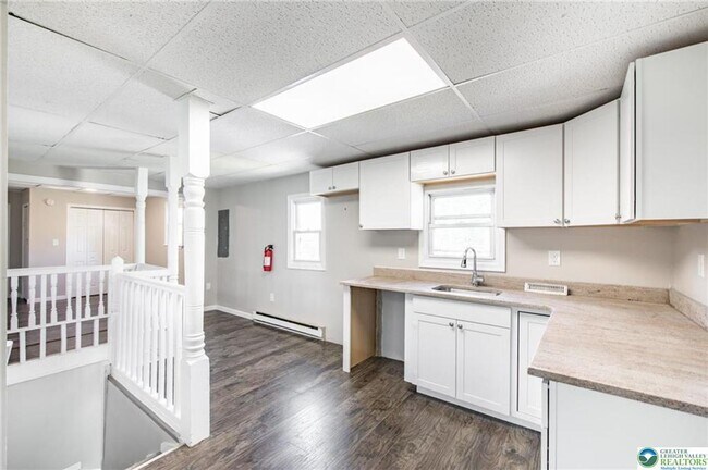 Photo - 1240 Pembroke Rd Unit 2