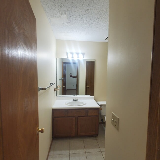 Photo - 5705 S Franklin Ave