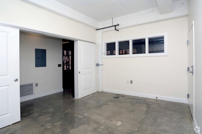 Photo - 1323 Broadway St Unit 5B