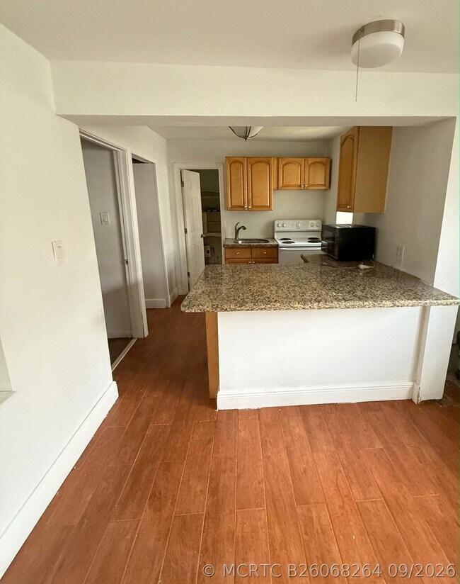 Photo - 1735 Jackson St