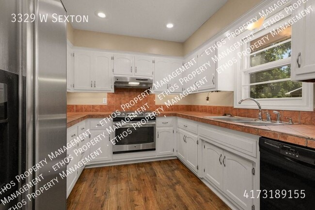 Photo - 3329 W Sexton St