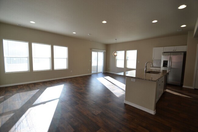 Photo - 3 Bed 2.5 Bath Home with AC!