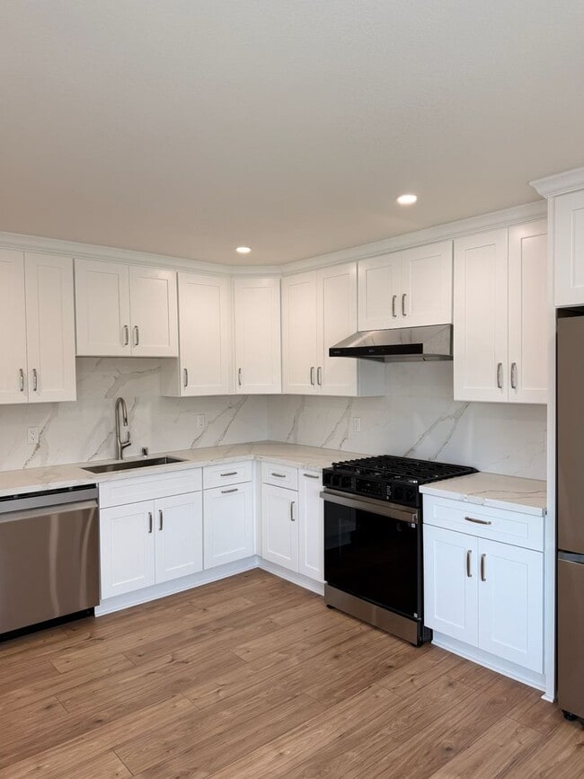 Photo - Bolsa Knolls NEWLY UPDATED 3 Bedroom / 2 Bathroom House w/ Fenced Yard & Laundry Hookups