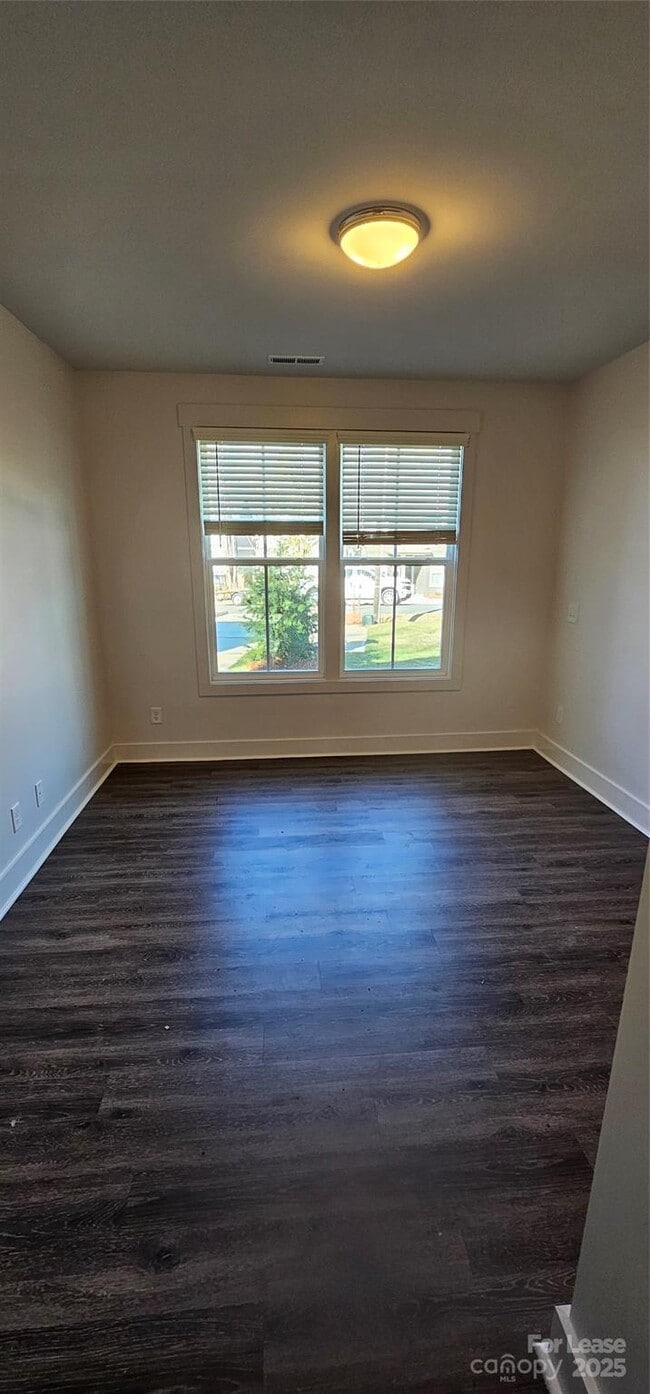 Photo - 3912 Ironwood St