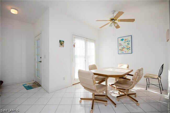 Photo - 7104 Barrington Cir Unit 3-102