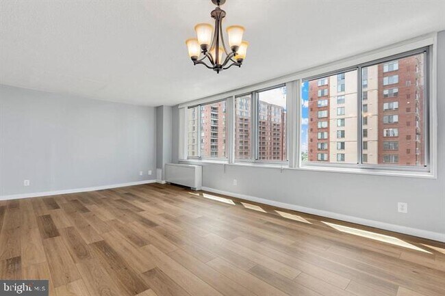 Photo - 11801 Rockville Pike Unidad 910