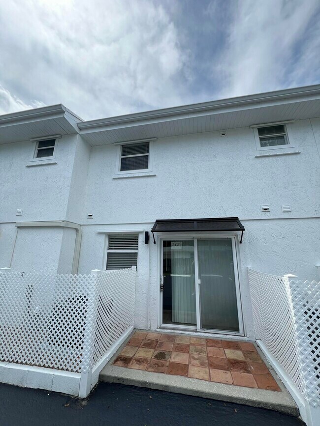 Photo - 2829 SW Cornell Ave