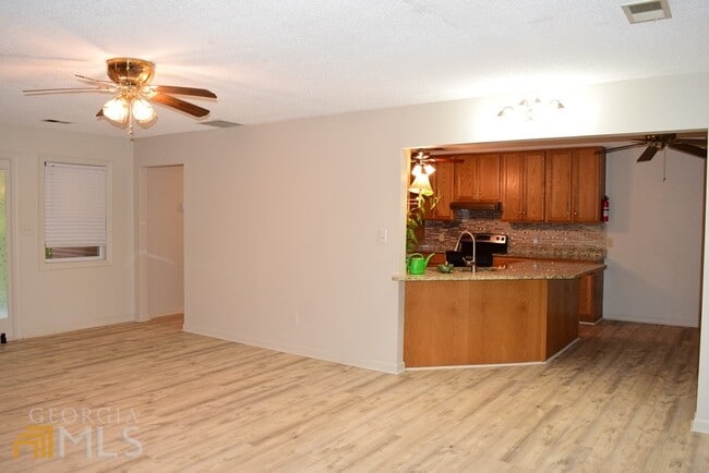 Photo - 672 Andrew Bailey Rd