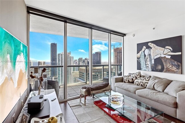 Photo - 495 Brickell Ave Condominio