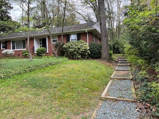 Building Photo - 305 Brookside Dr Unit 305.5 Rental