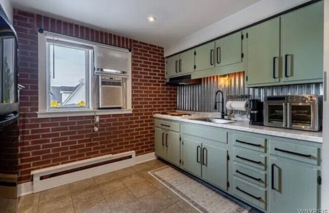 Photo - 858 Wehrle Dr Unit 2
