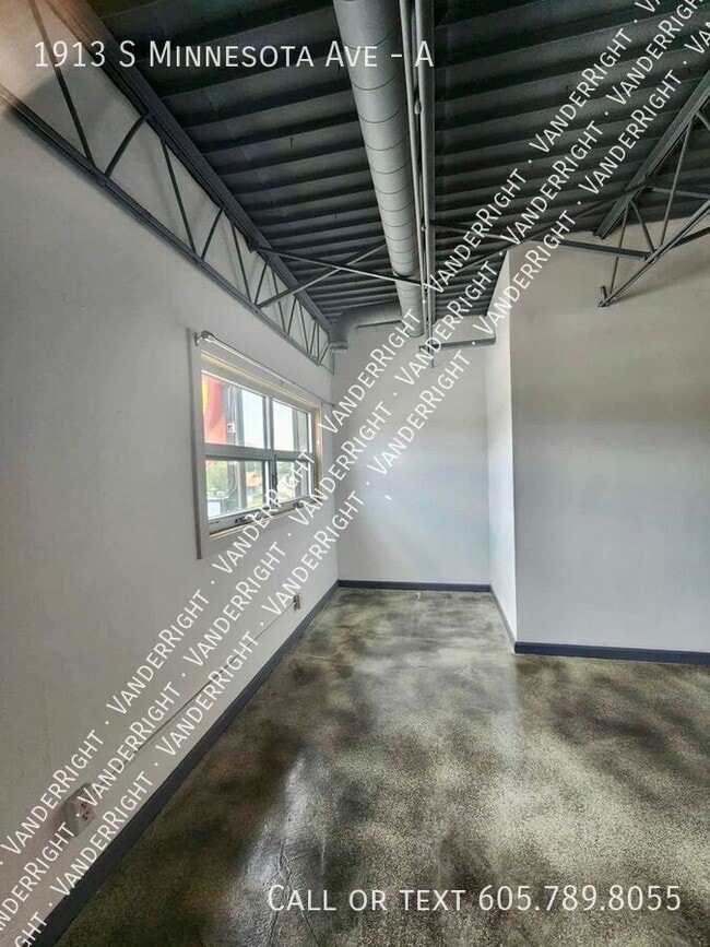 Photo - 1913 S Minnesota Ave Unidad A