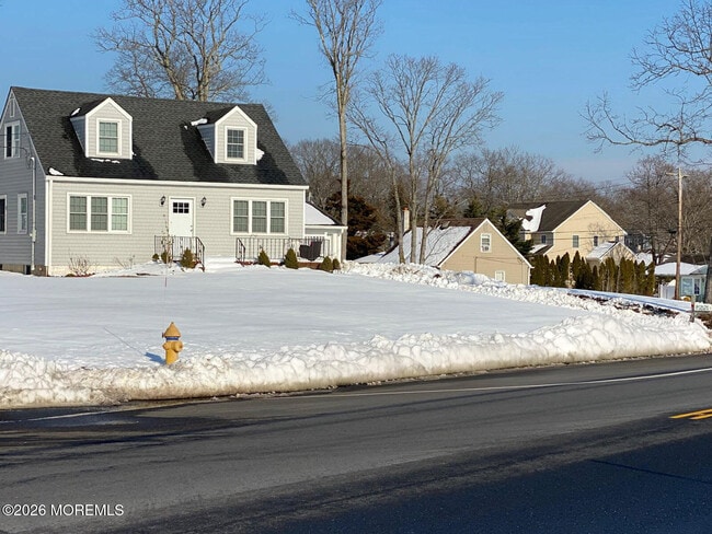 Photo - 307 Herbertsville Rd