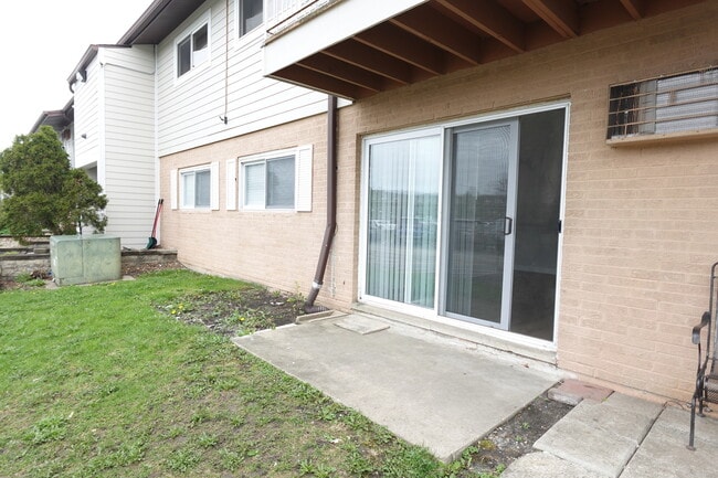 Photo - 870 E Old Willow Rd Unit 153