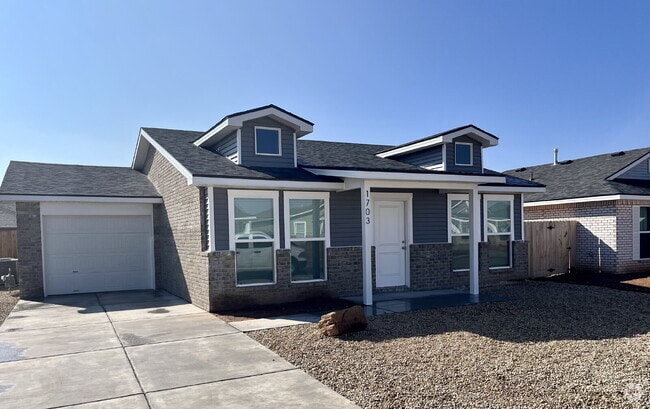 Building Photo - 3 Bedroom Home in Cooper