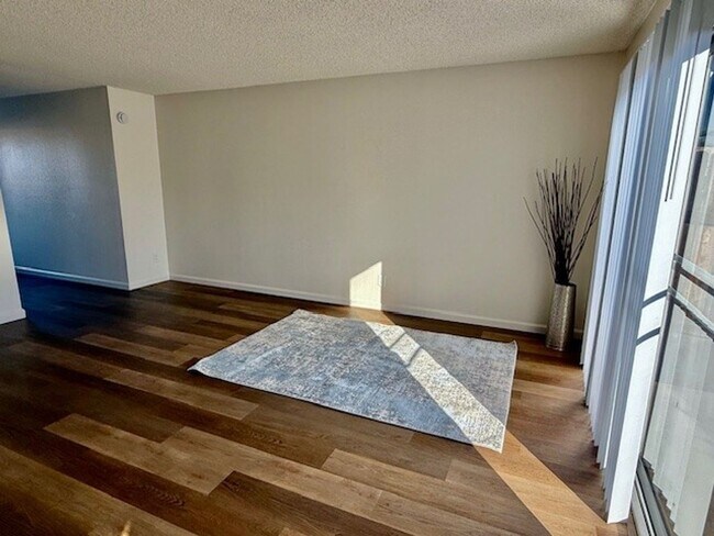 Photo - 1 bed, 1 bath Unit 01