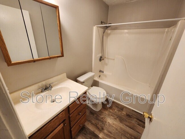 Photo - 2339 Patrick St Condo