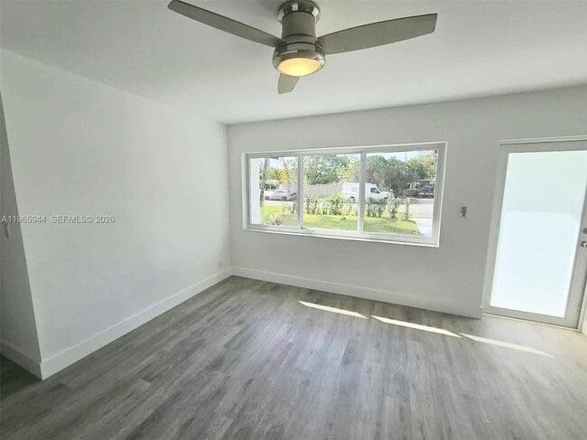 Photo - 919 NW 13th St Unidad Room