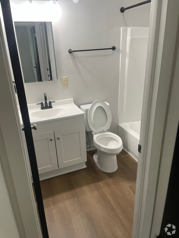 Building Photo - 435 S Lincoln Ave Unit G2 Rental