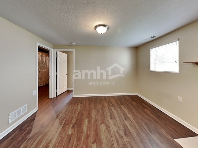 Photo - 5505 Dietrich Ave