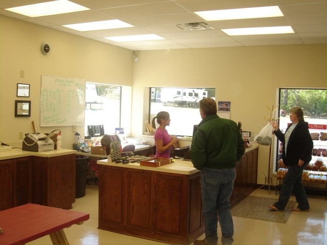 Tienda - Emerald Glen RV park