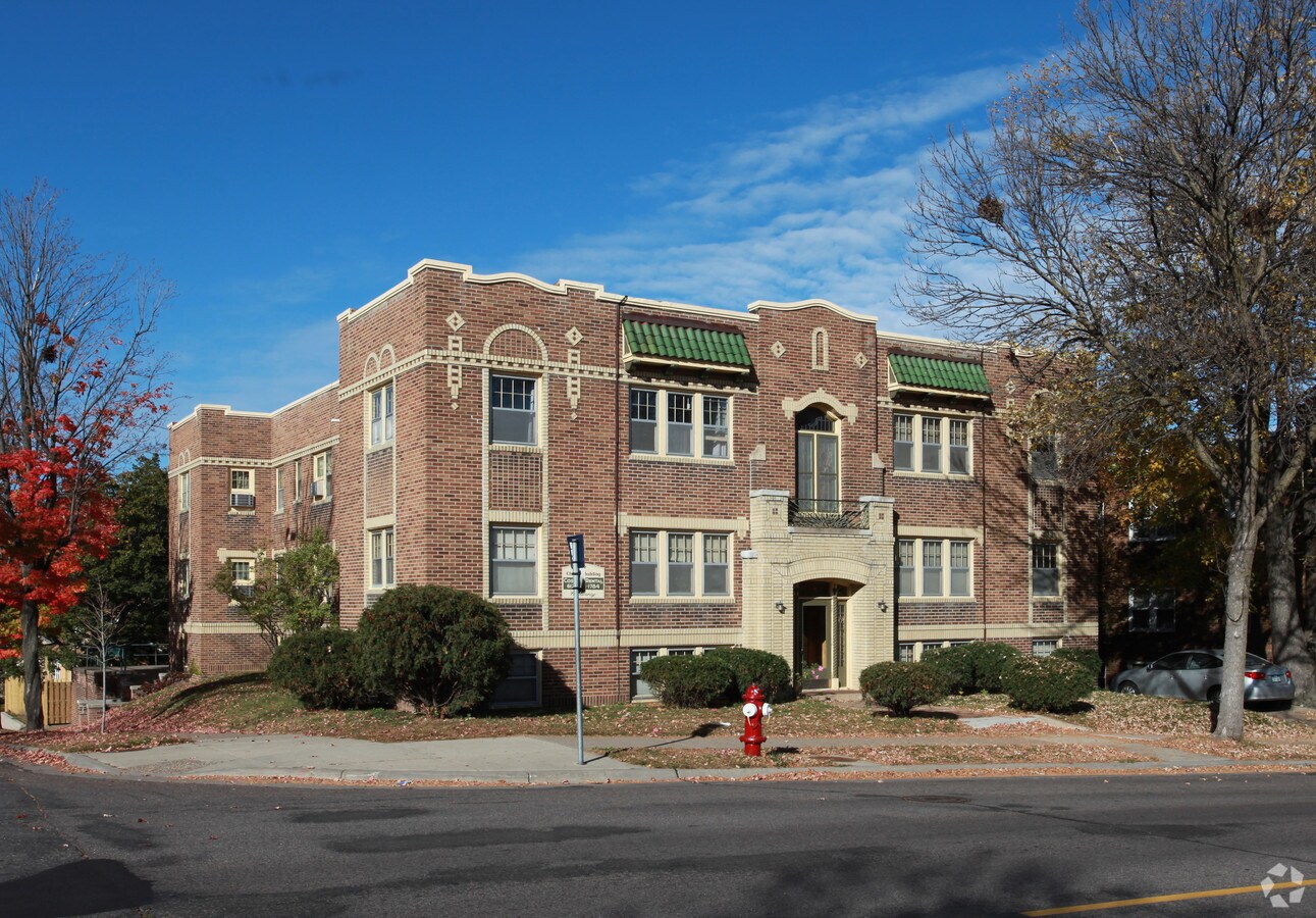 Primary Photo - 4850 Chicago Ave Apartments
