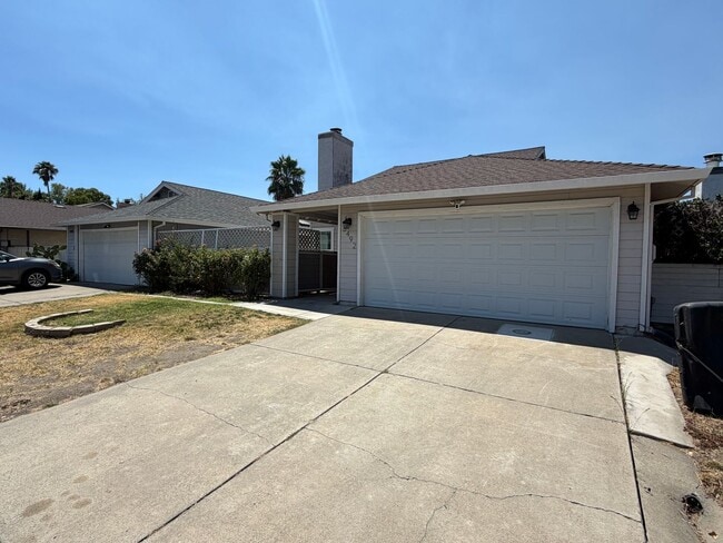 Building Photo - 8492 Hermitage Way