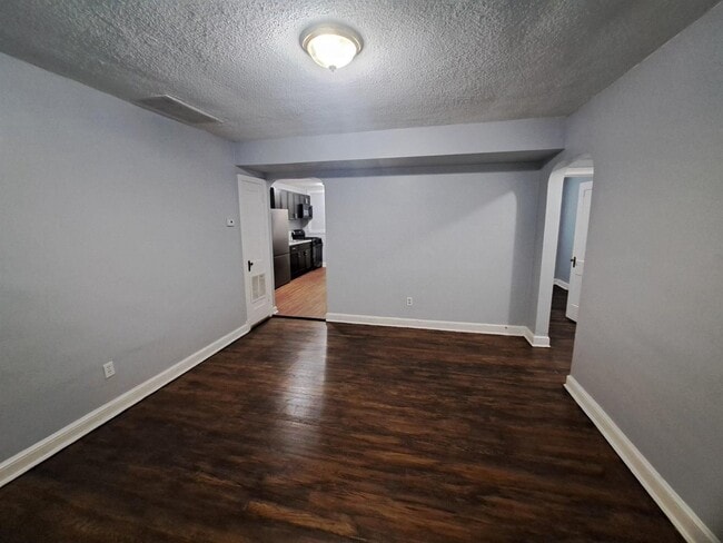 Building Photo - 3516 Ely Pl SE Unit 4