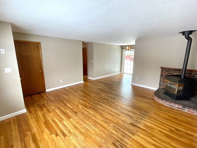 Photo - Three bedroom, Two bath House