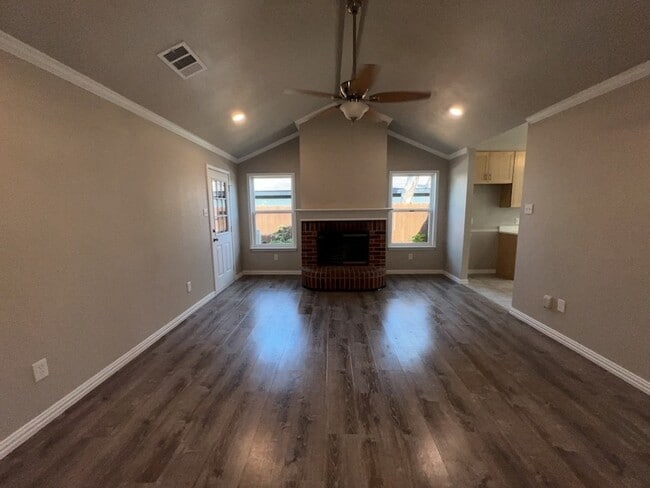 Photo - 5728 Shady Springs Trail