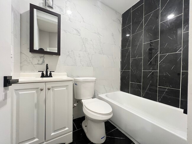 Photo - 324 Old Bergen Rd Unidad 1