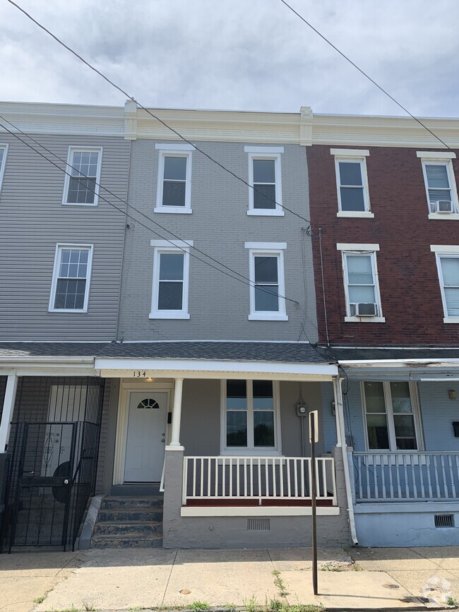 Building Photo - 134 York St Rental