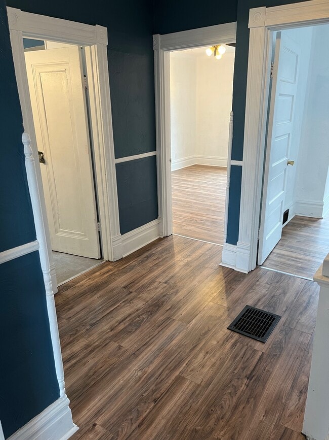 Photo - 226 Bausman St