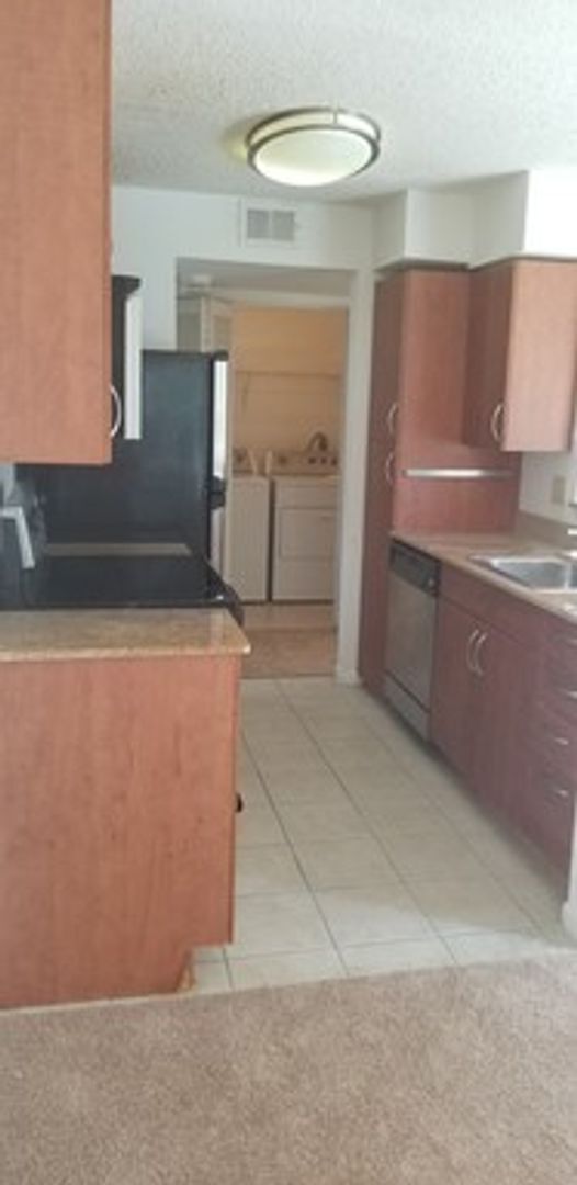 Photo - One bedroom condominium Unit 1424