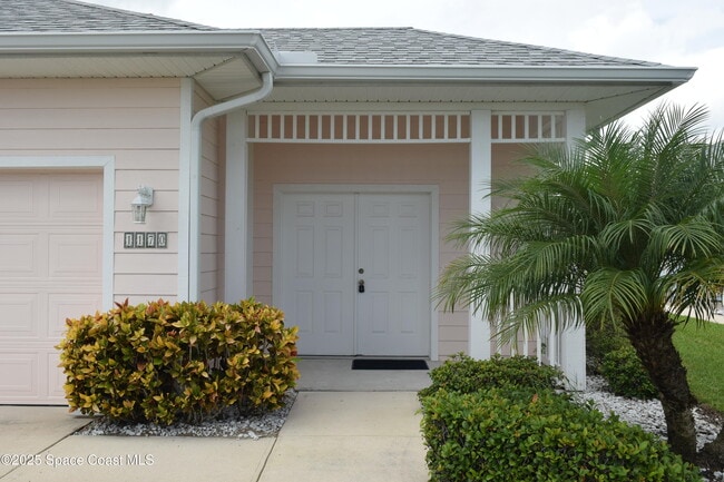 Photo - 1170 Eleuthera Dr NE