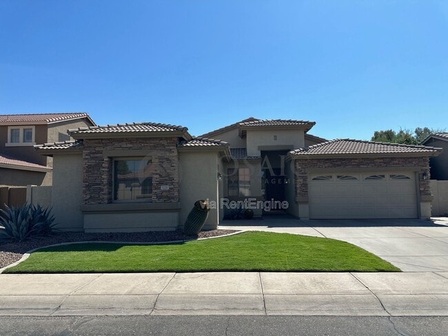 Building Photo - 121 W Birchwood Pl