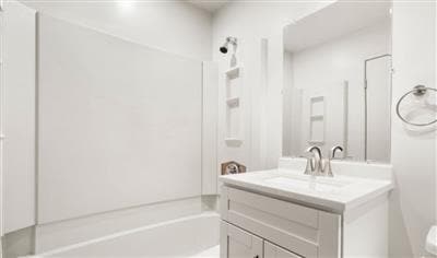 Photo - Colonial Point Apartments