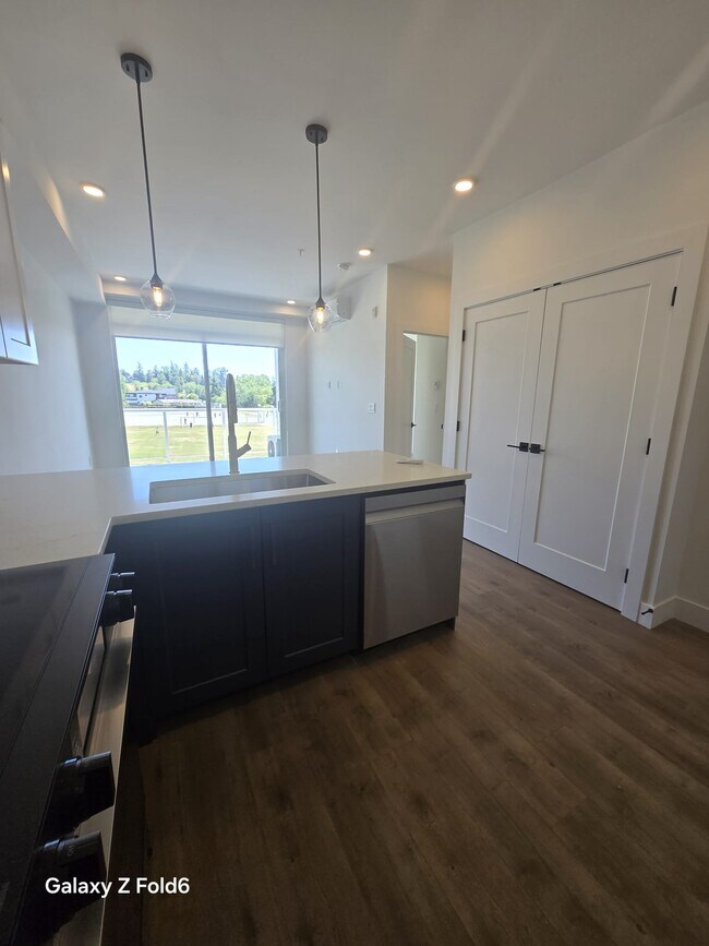 17783 56a Ave