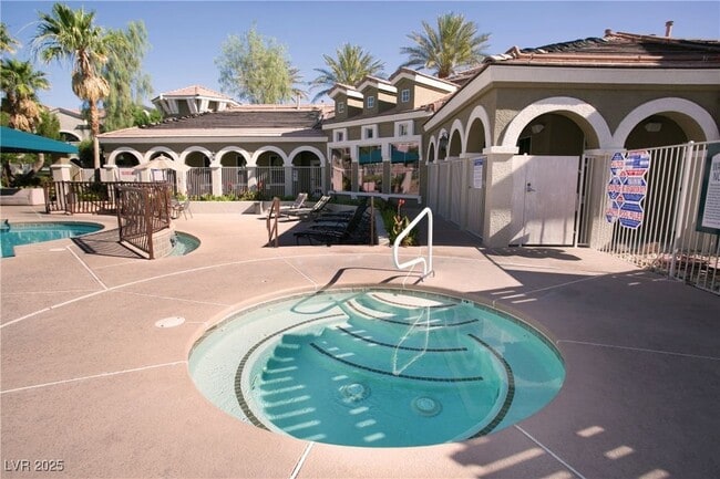 Building Photo - 9975 Peace Way Unit 000