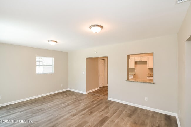 Photo - 10560 Citrus Ln