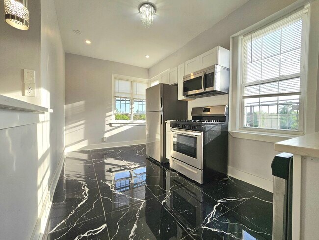 Photo - 1 Dewitt Rd Unit 304