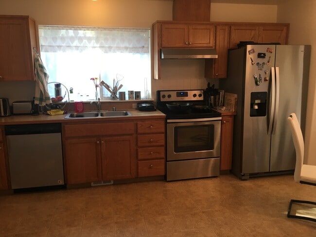 Photo - 8400 49th Loop SE