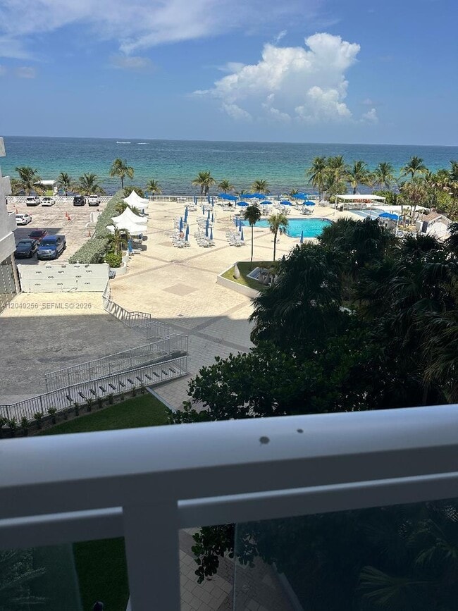 Building Photo - 2030 S Ocean Dr Unit 416