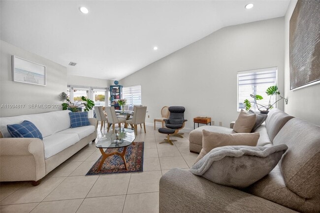 Photo - 14610 SW 145th Pl