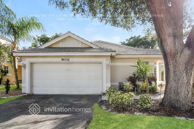 Building Photo - 9032 Lake Park Cir S