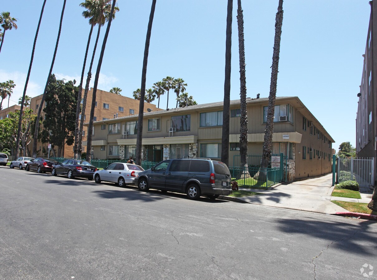 5322 Russell Ave - 5322 Russell Ave