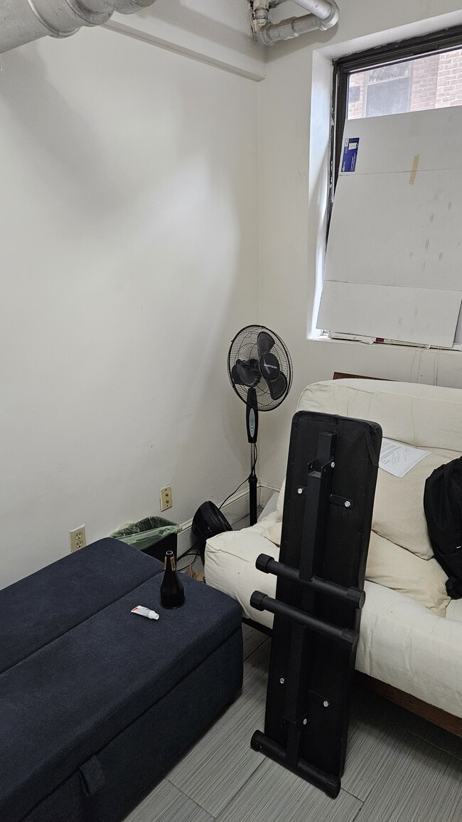 Photo - 1258 Commonwealth Ave Unit #B