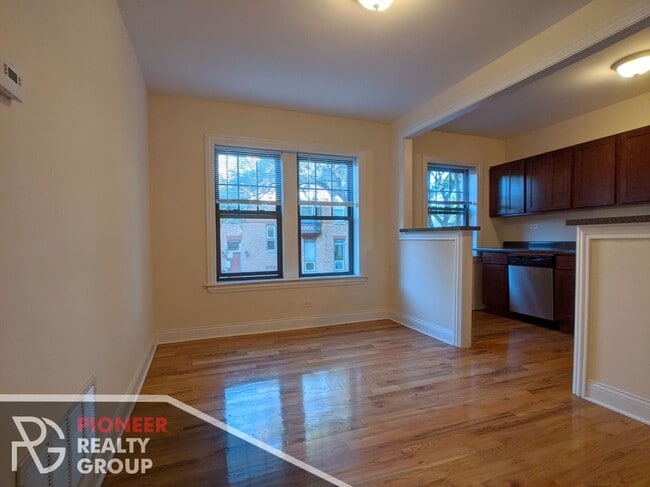 1101 W Wellington Ave Unit 1