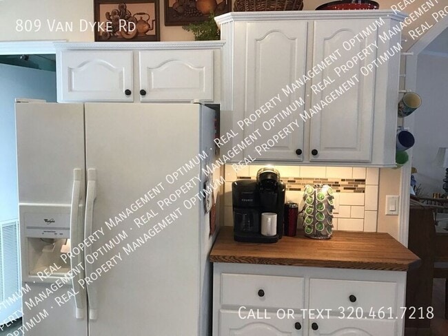Photo - 809 Van Dyke Rd NW
