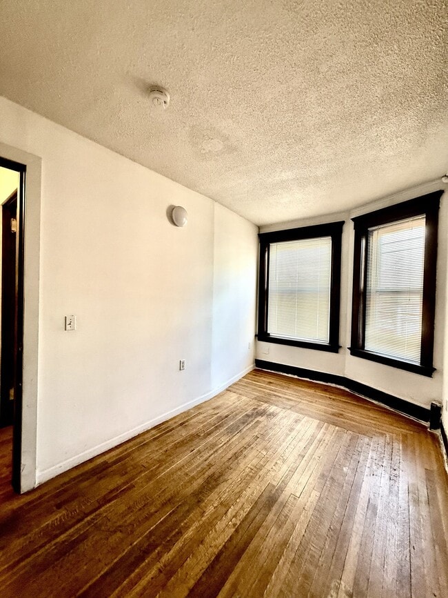 Photo - 322 Edgewood Ave Unit 322 Edgewood Av